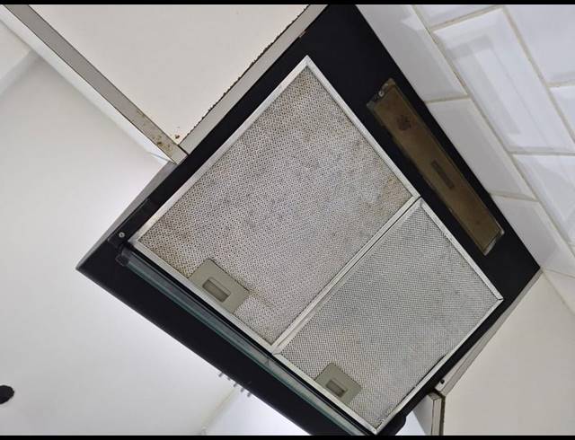 1 BEDROOM APARTMENT FOR SALE IN OVERPORT